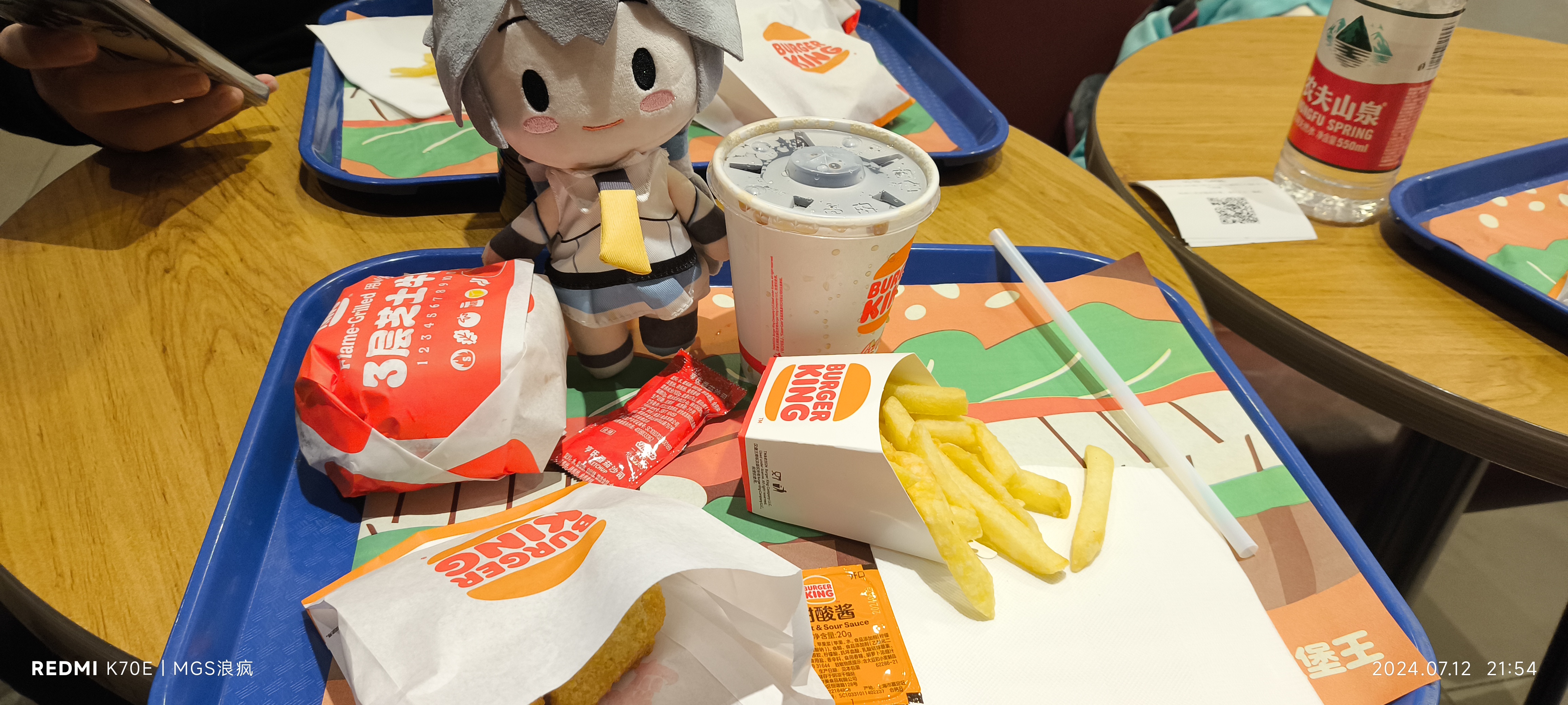 请在此添加图片描述